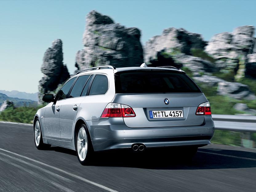 Fotky: BMW 525xi Touring (foto, obrazky)